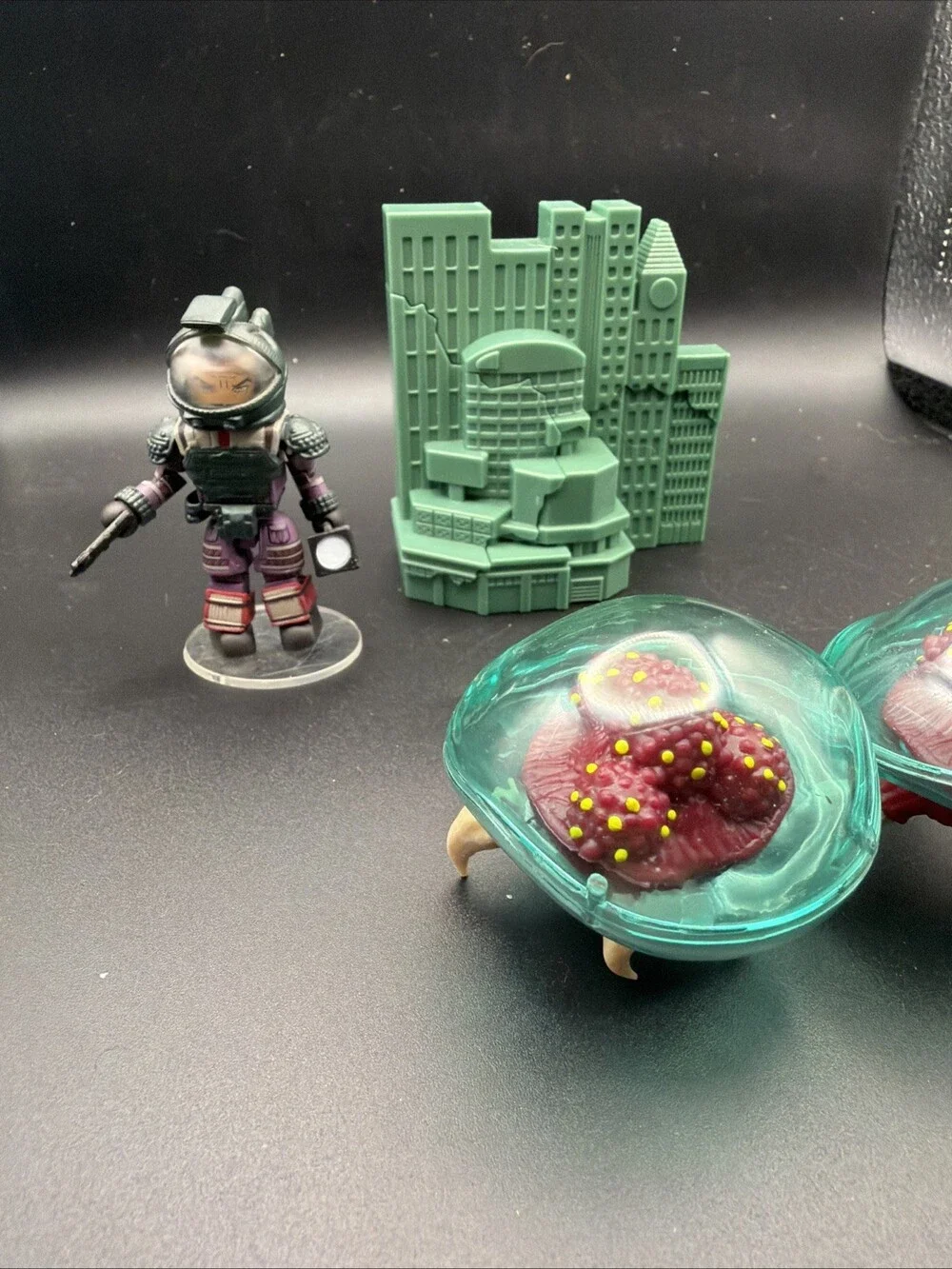 Alien Kane Engineer Space Jockey Set